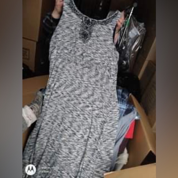 Cute dress Nwot - Picture 2 of 2